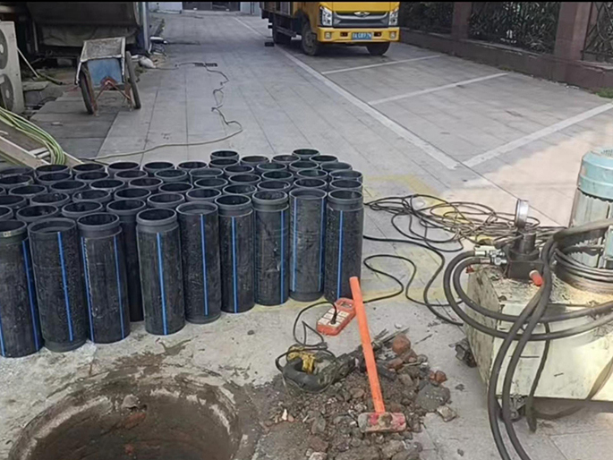 浚县PE置换管厂家 DN315置换管 非开挖管短管置换